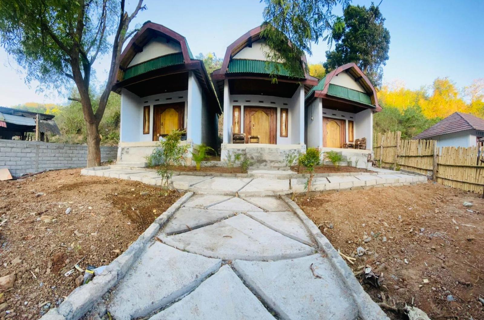 Diki Bungalows Kuta  外观 照片