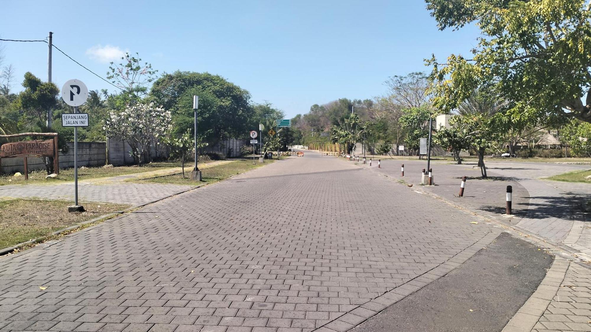 Diki Bungalows Kuta  外观 照片