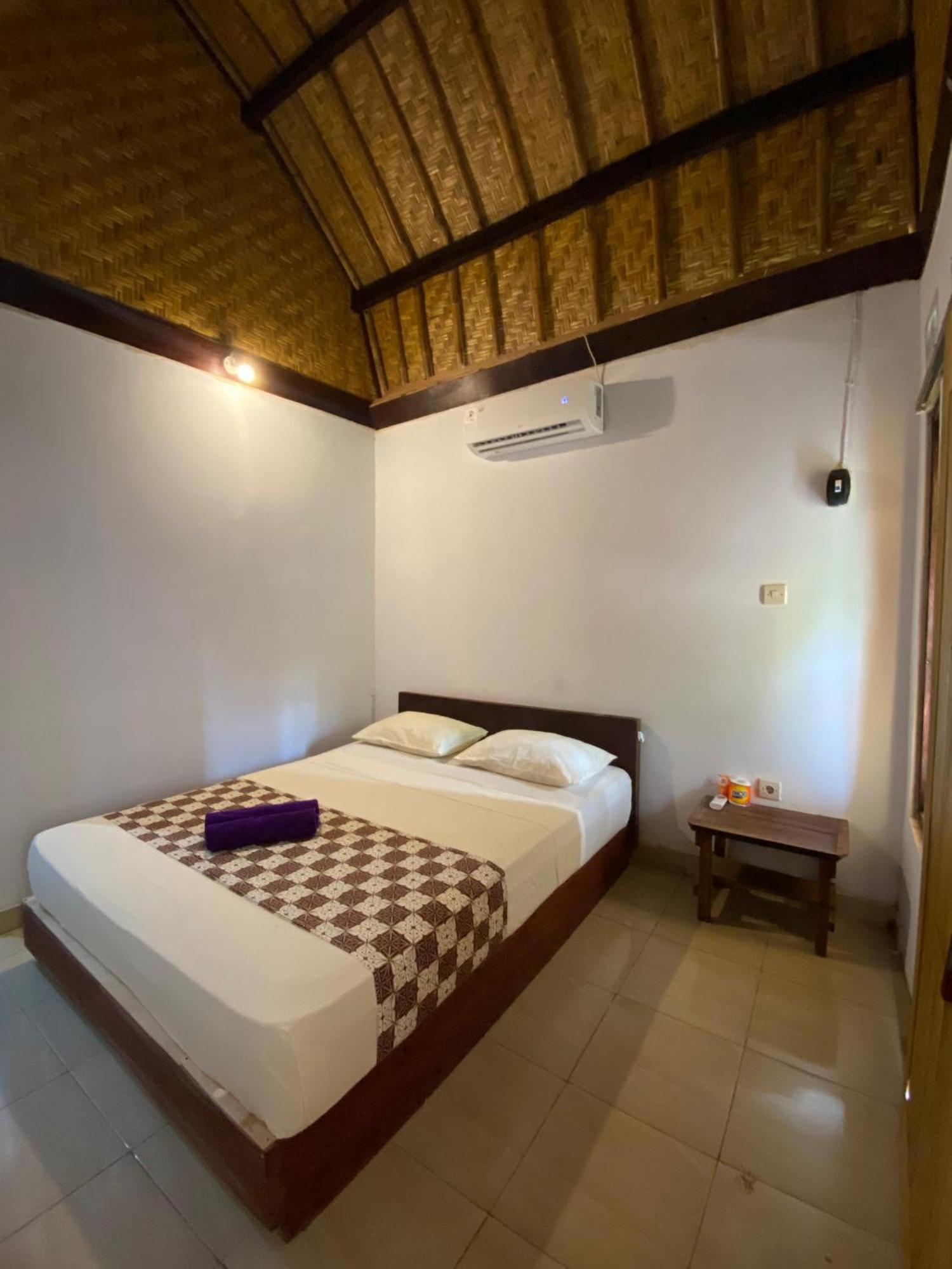 Diki Bungalows Kuta  外观 照片