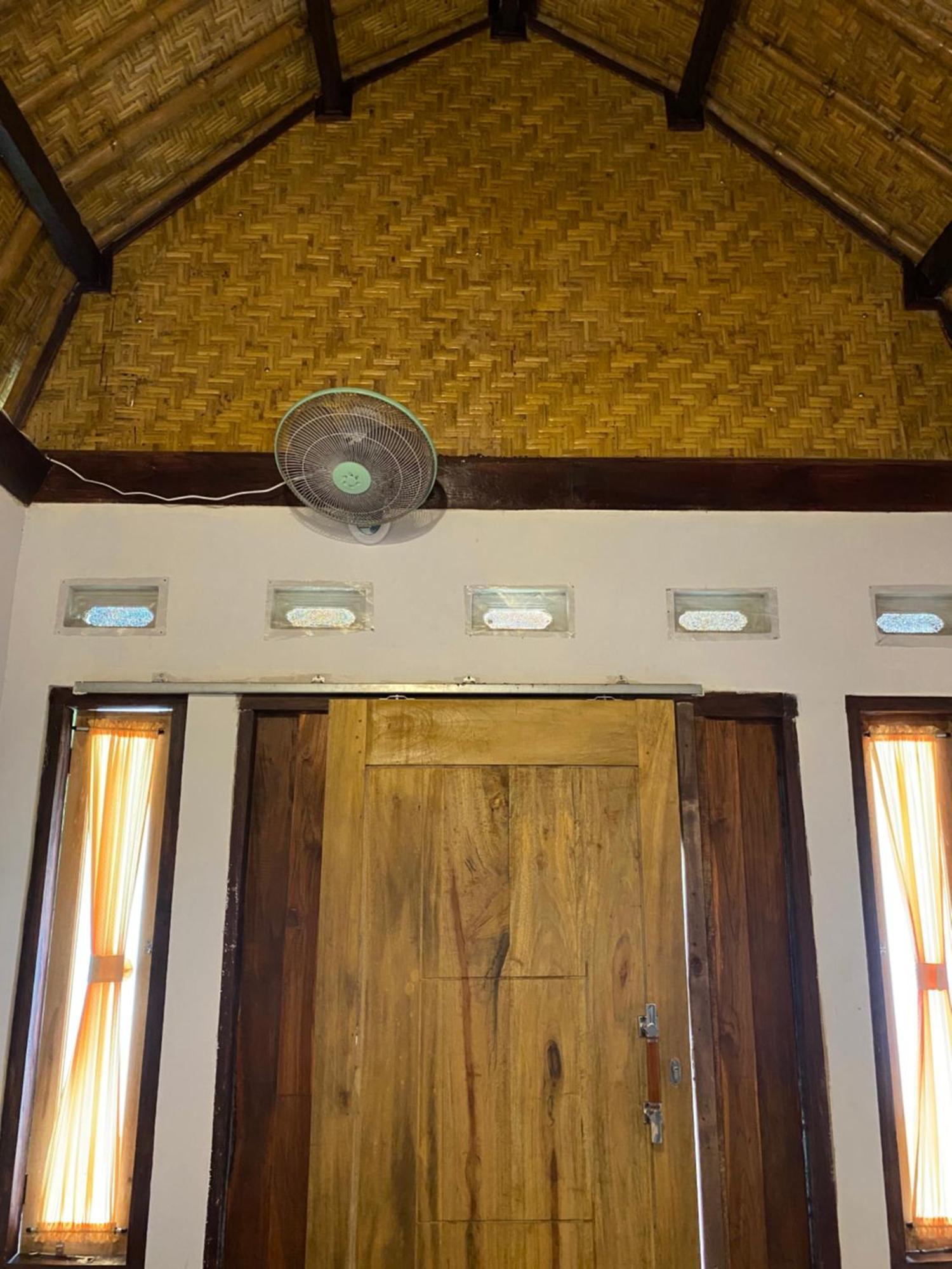 Diki Bungalows Kuta  外观 照片